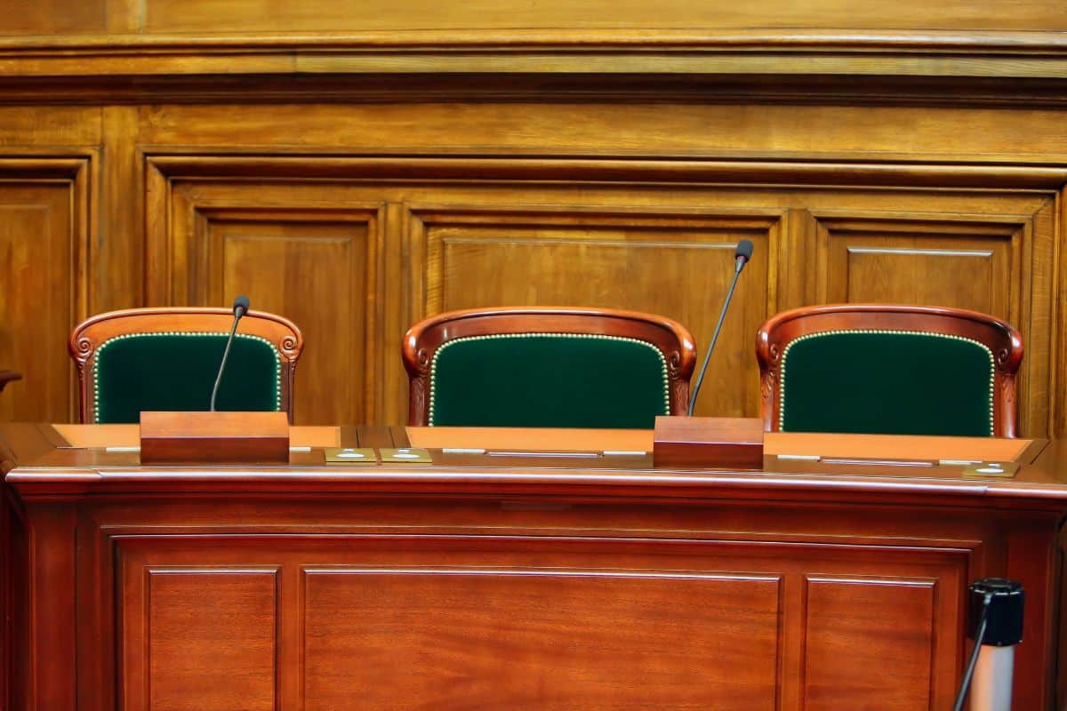 Dealing with an Assault Charge – Your Questions Answered (NSW)